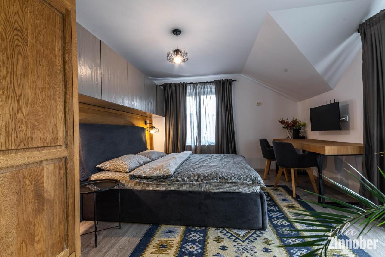 Vila Zinnober Braşov Exteriör bild